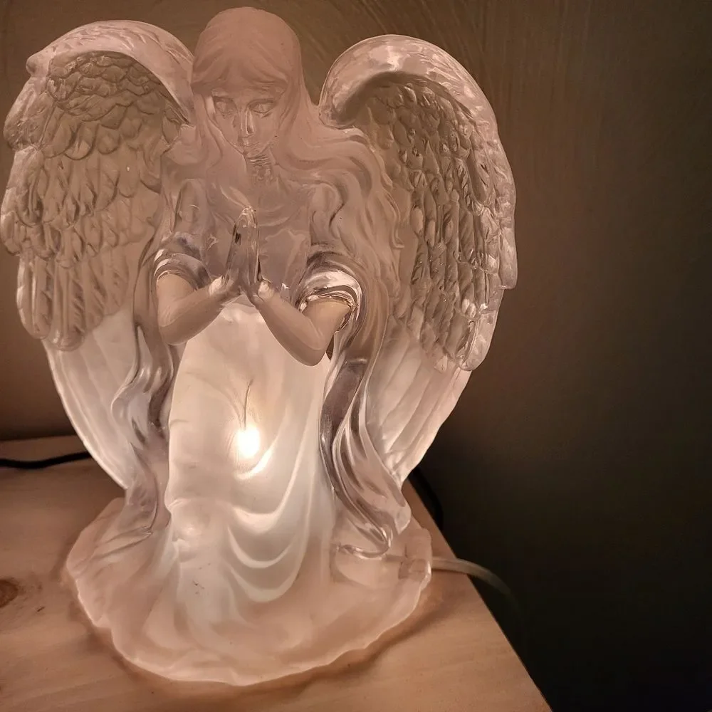 Light-Up Praying Angel  8 Inches